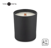 Świeca sojowa 220g - Black Pomegranate - VERA YOUNG