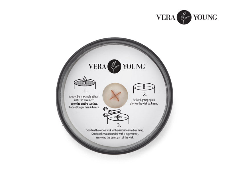 Świeca sojowa 220g - Black Pomegranate - VERA YOUNG