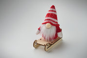 Skrzat na drewnianych saniach FROSTY SLEIGH