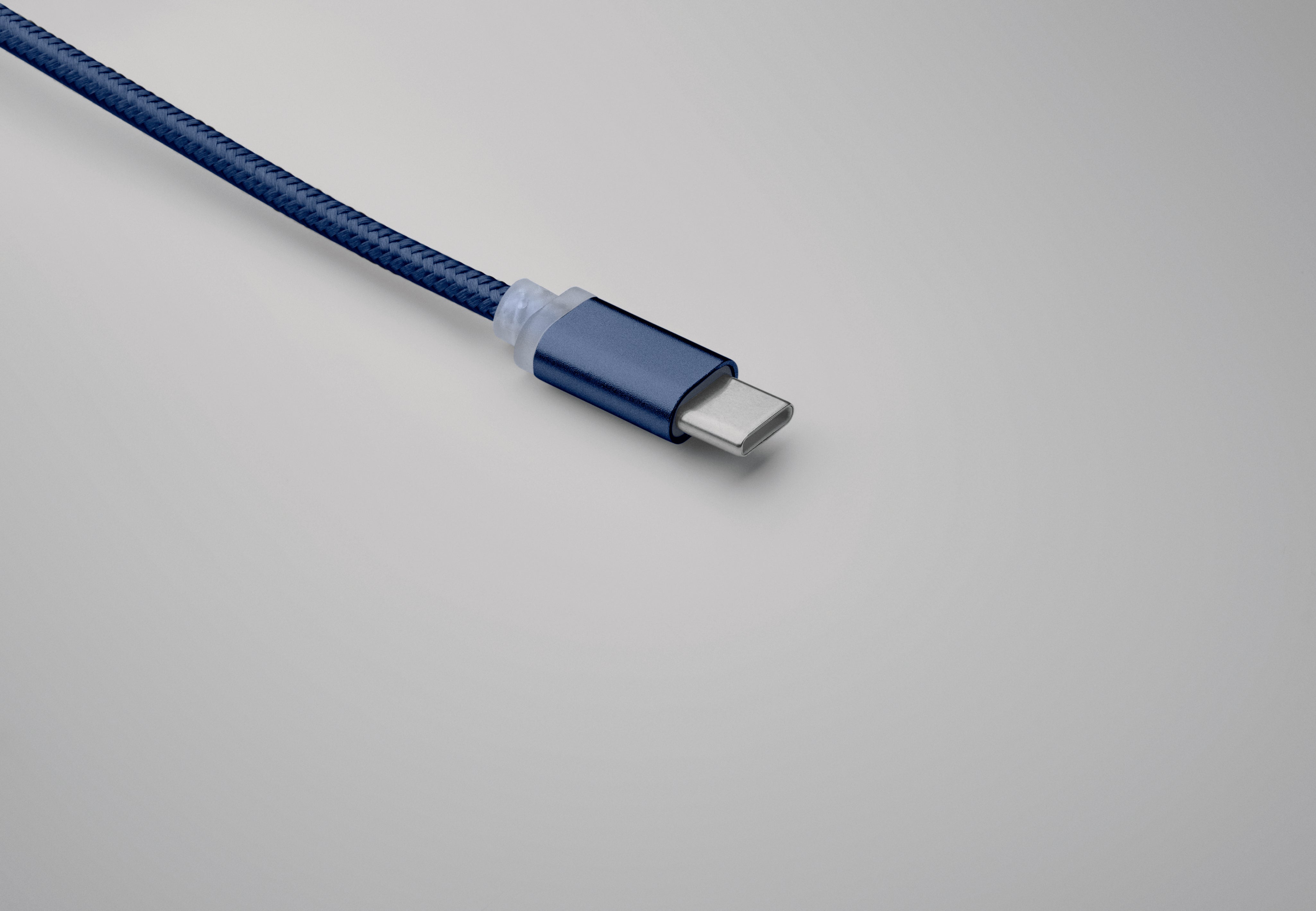 Kabel ładujący 4 w 1 typu C BLUE