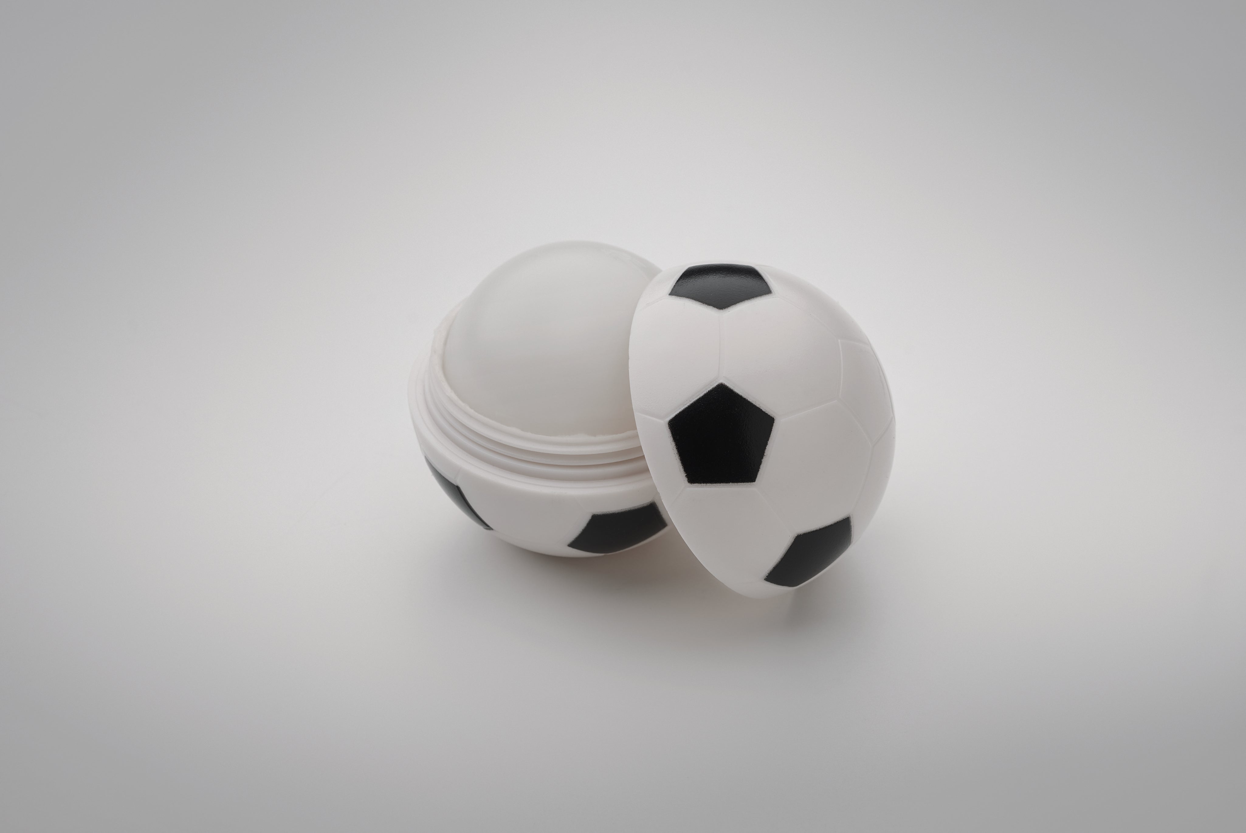 Balsam do ust piłka nożna BALL