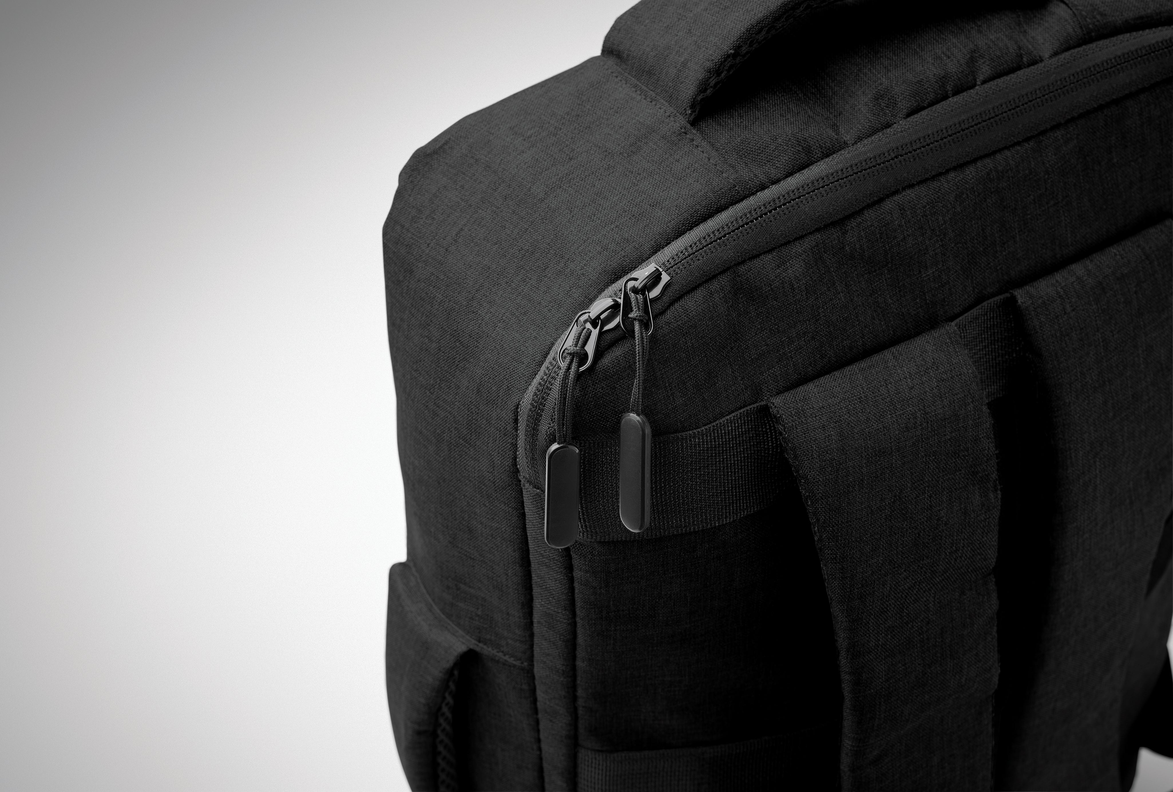 Smukły plecak na laptop 15 cal LAUGAR