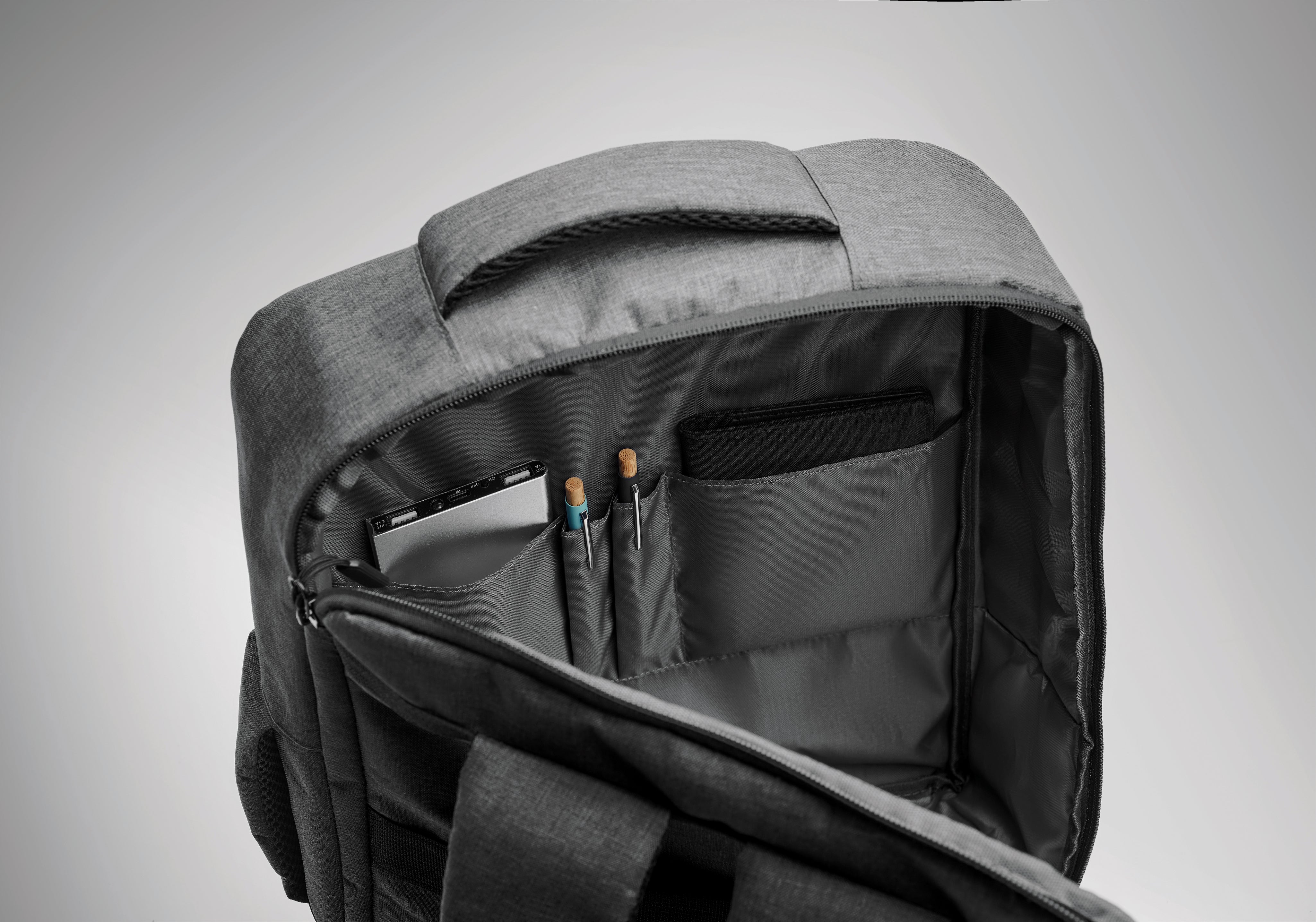 Smukły plecak na laptop 15 cal LAUGAR