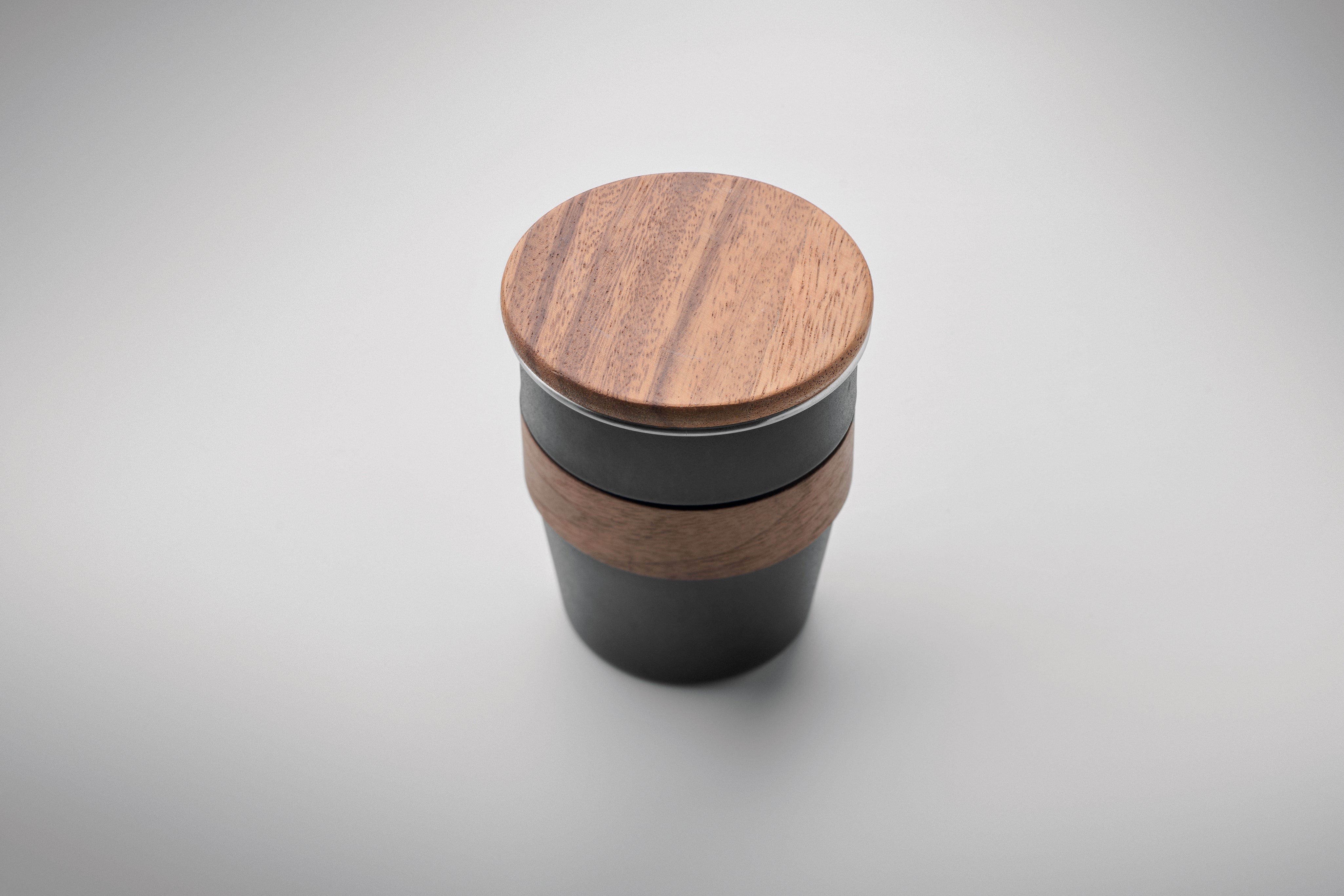Kubek z pojedynczą ścianką 350 WALNUT
