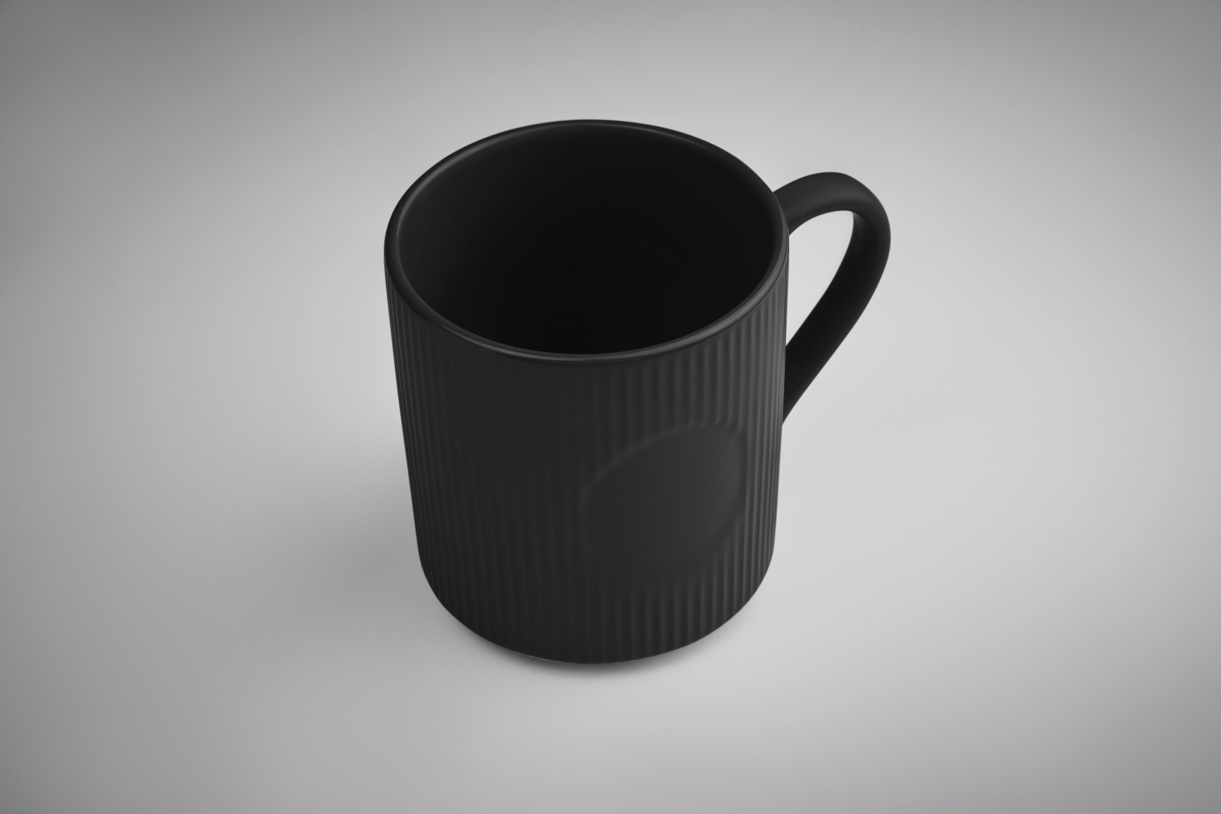 Kubek ceramiczny w prążki 340 m RIBMUG