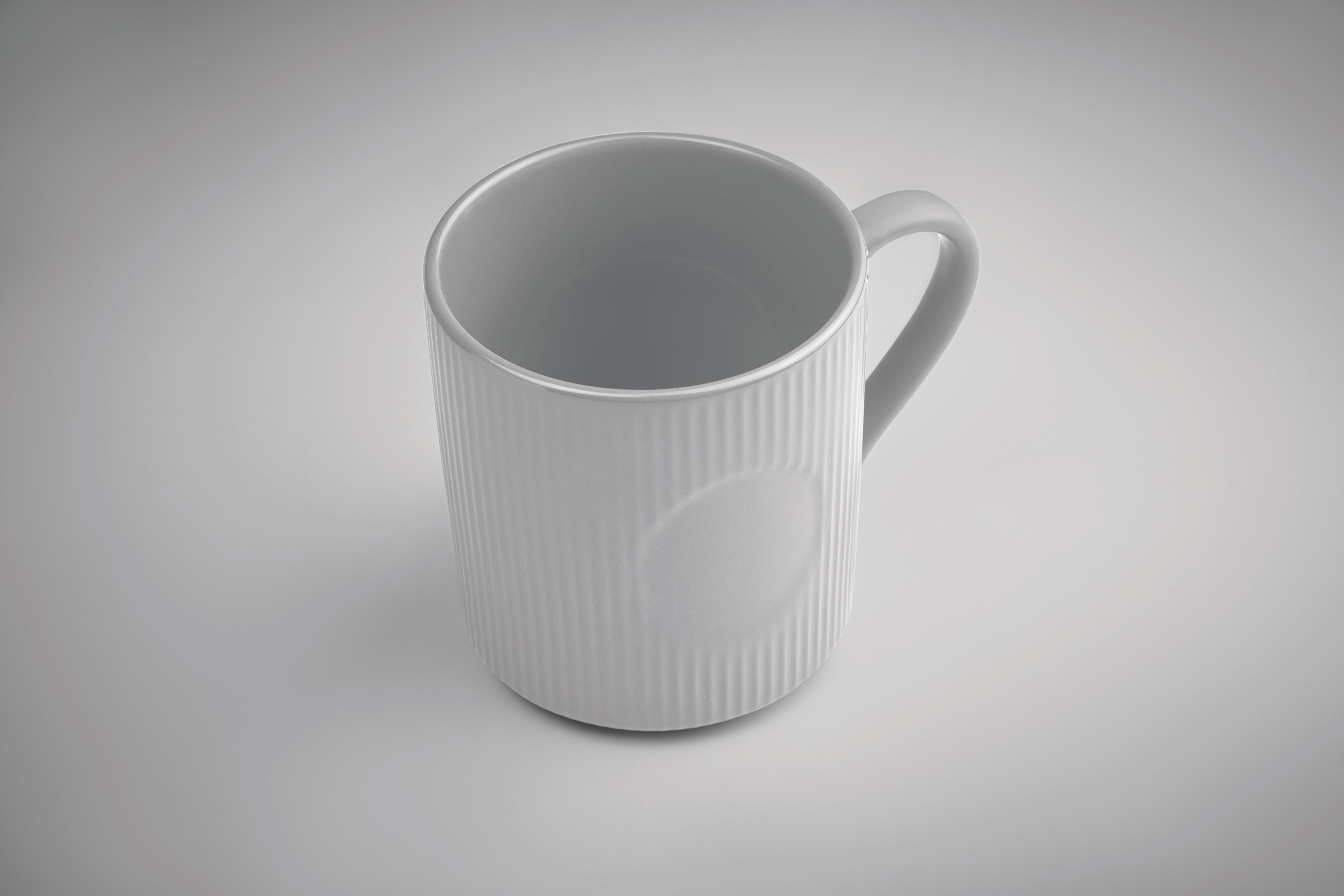 Kubek ceramiczny w prążki 340 m RIBMUG
