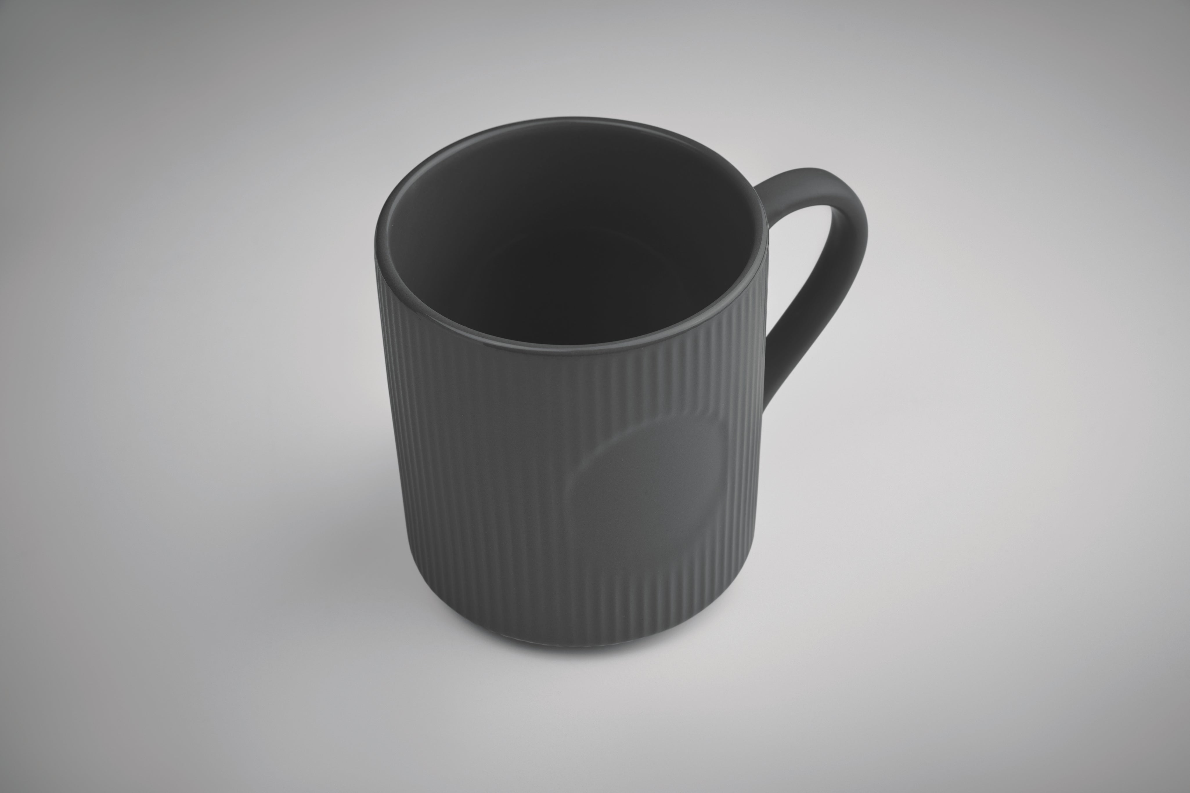 Kubek ceramiczny w prążki 340 m RIBMUG
