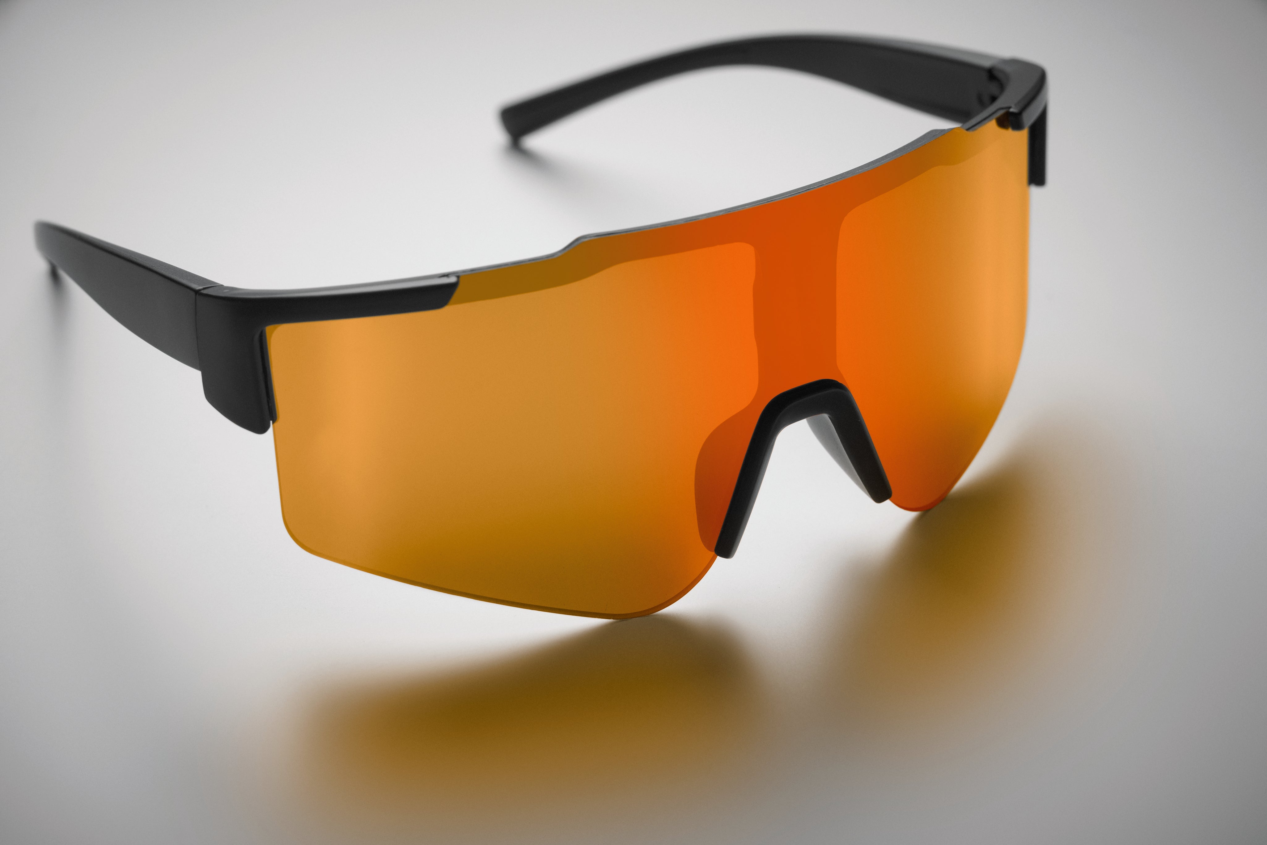 Lustrzane sportowe okulary prze SHINE