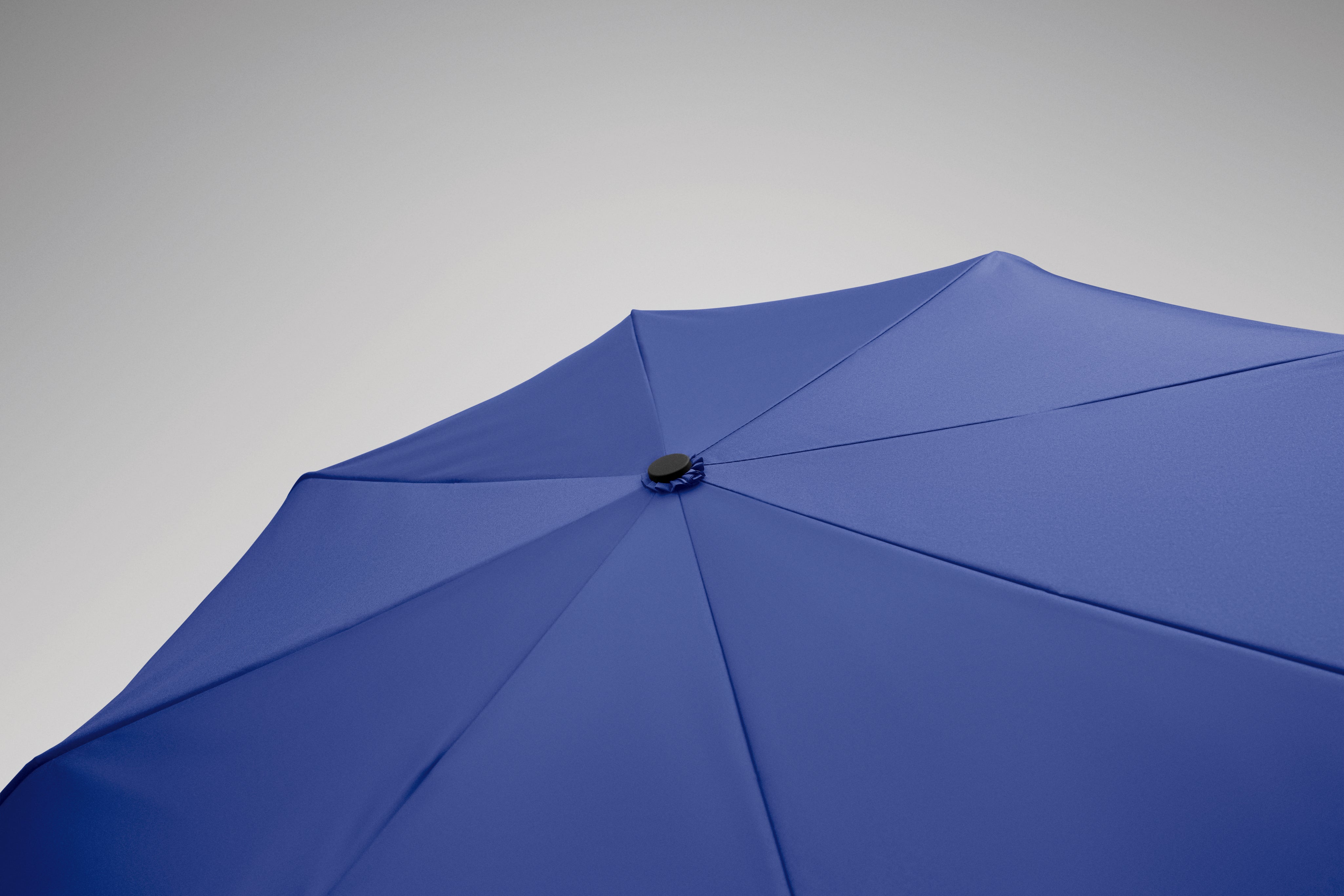 Parasol wiatroodporny 21 cali UMKRAB