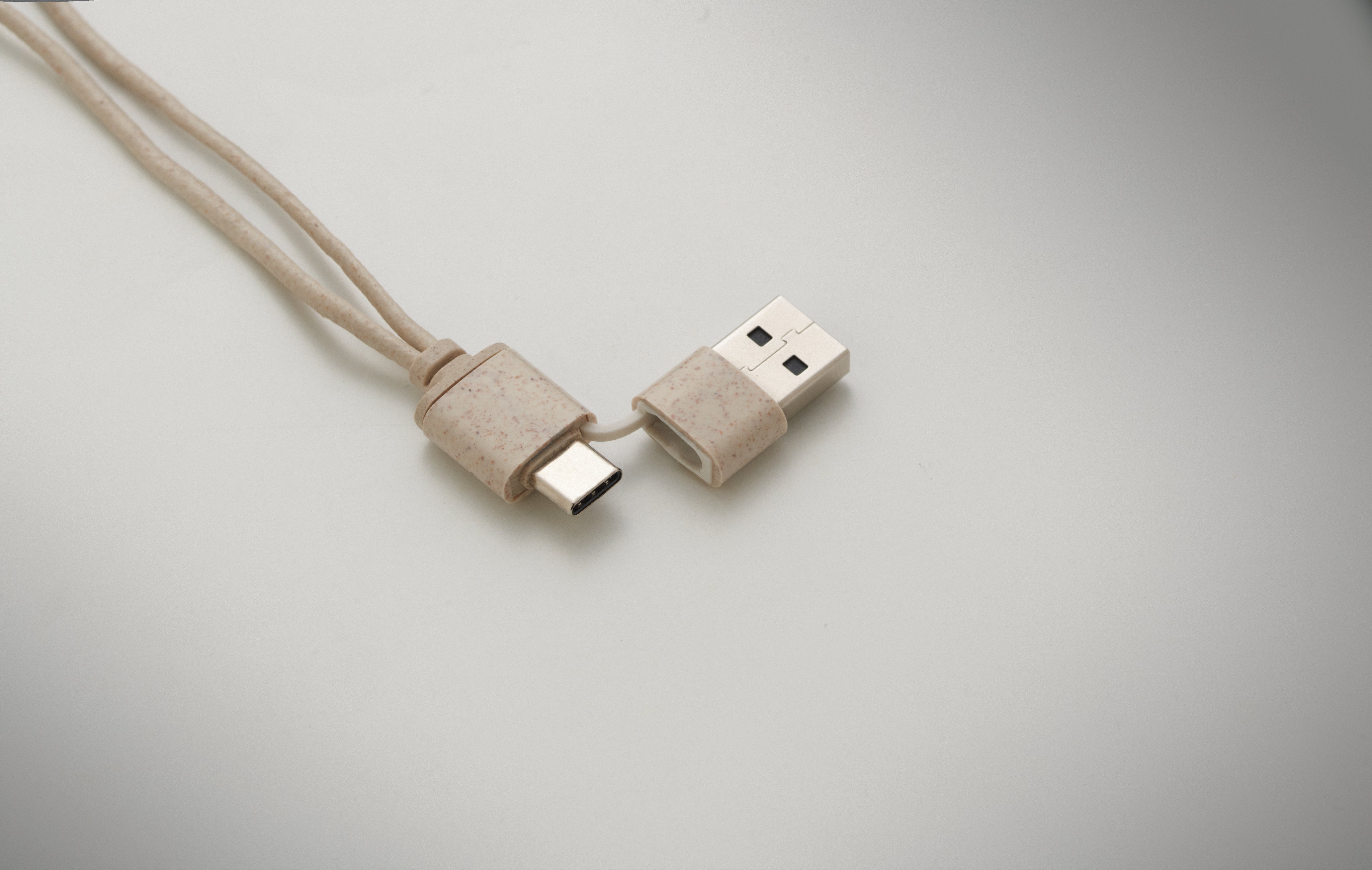 Zestaw kabli w etui CABSTRA