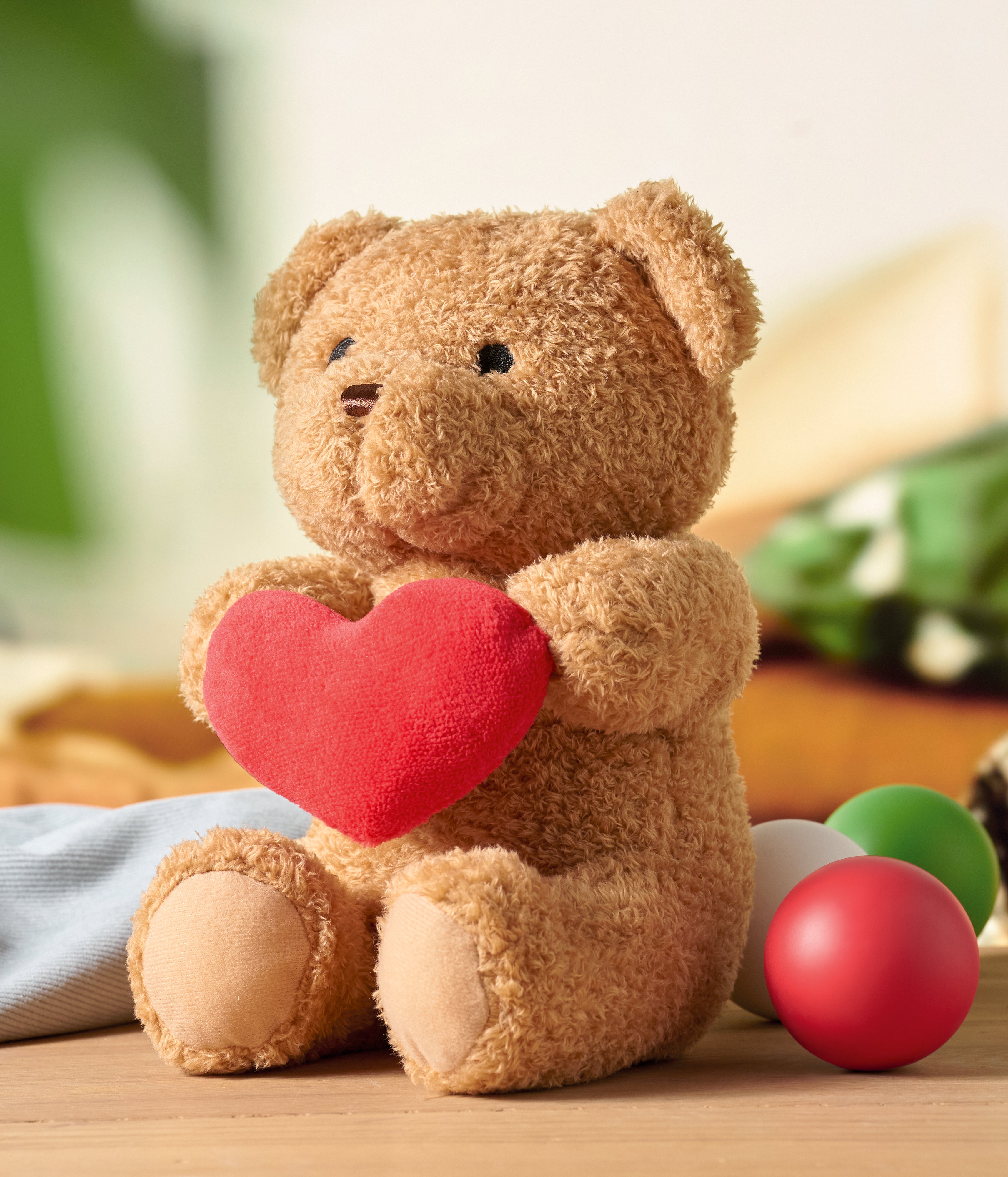 Duży miś z sercem 23cm SNUGGLE