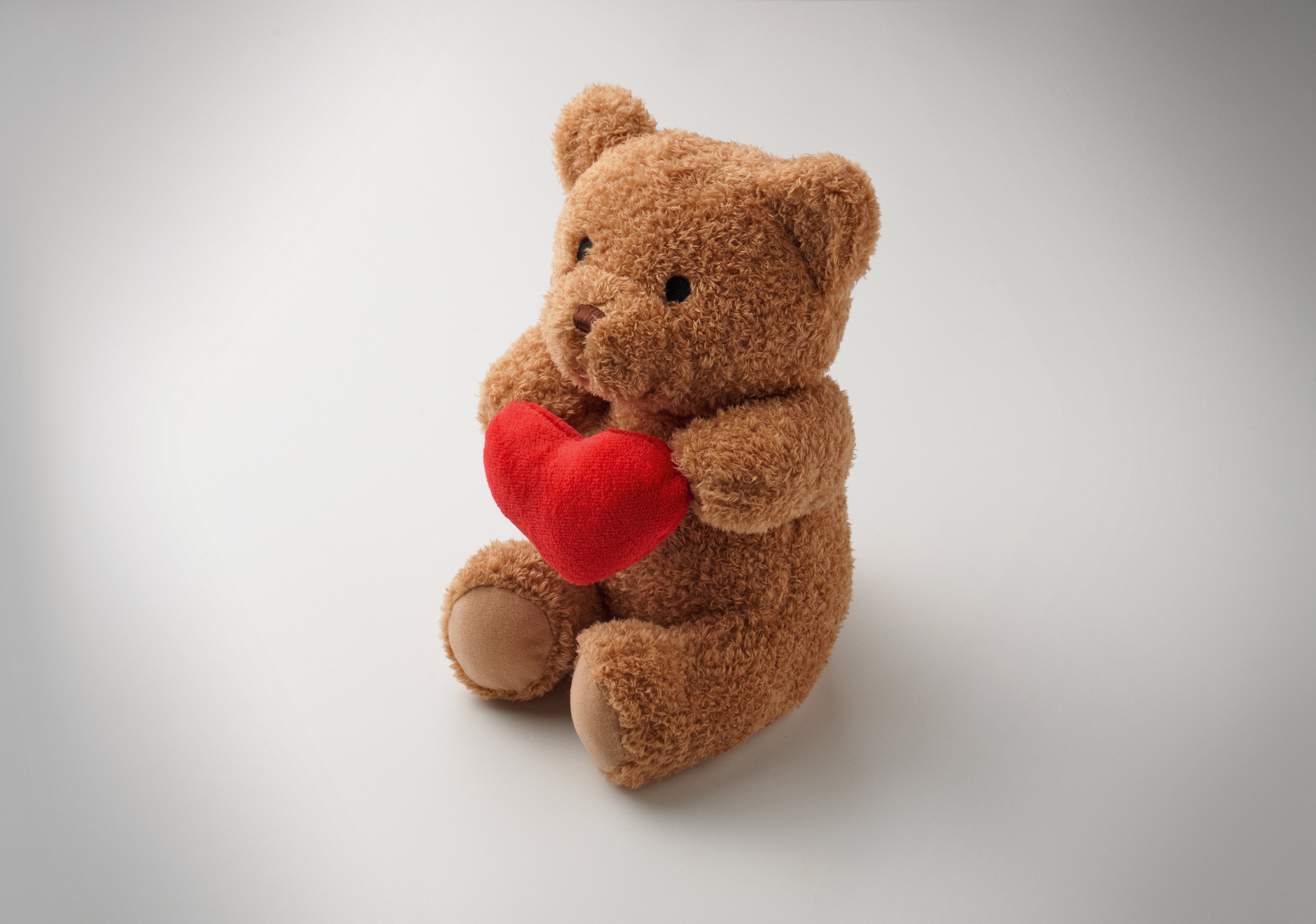 Duży miś z sercem 23cm SNUGGLE