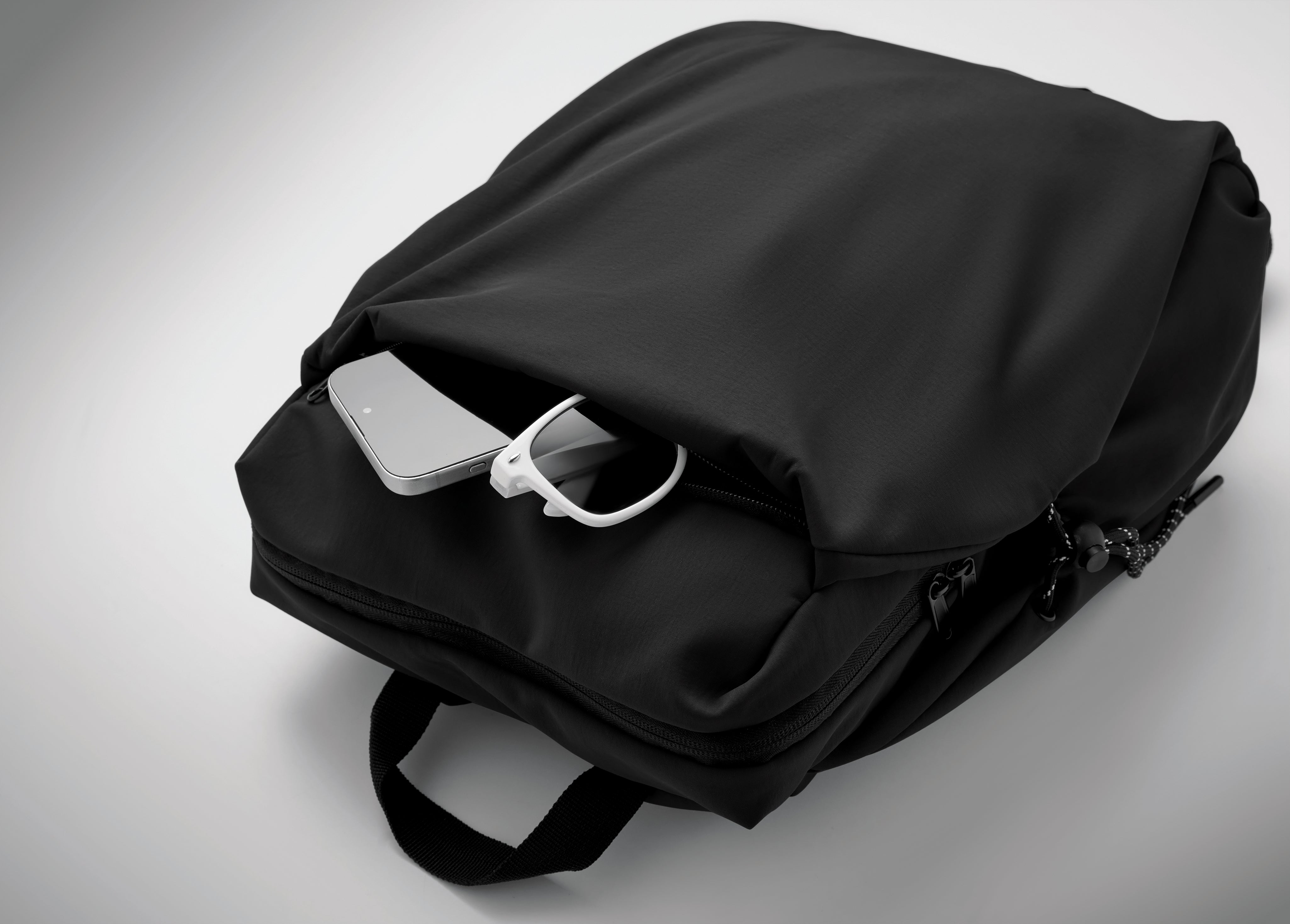 nylonowy plecak na laptopa 16" 17L NAPA
