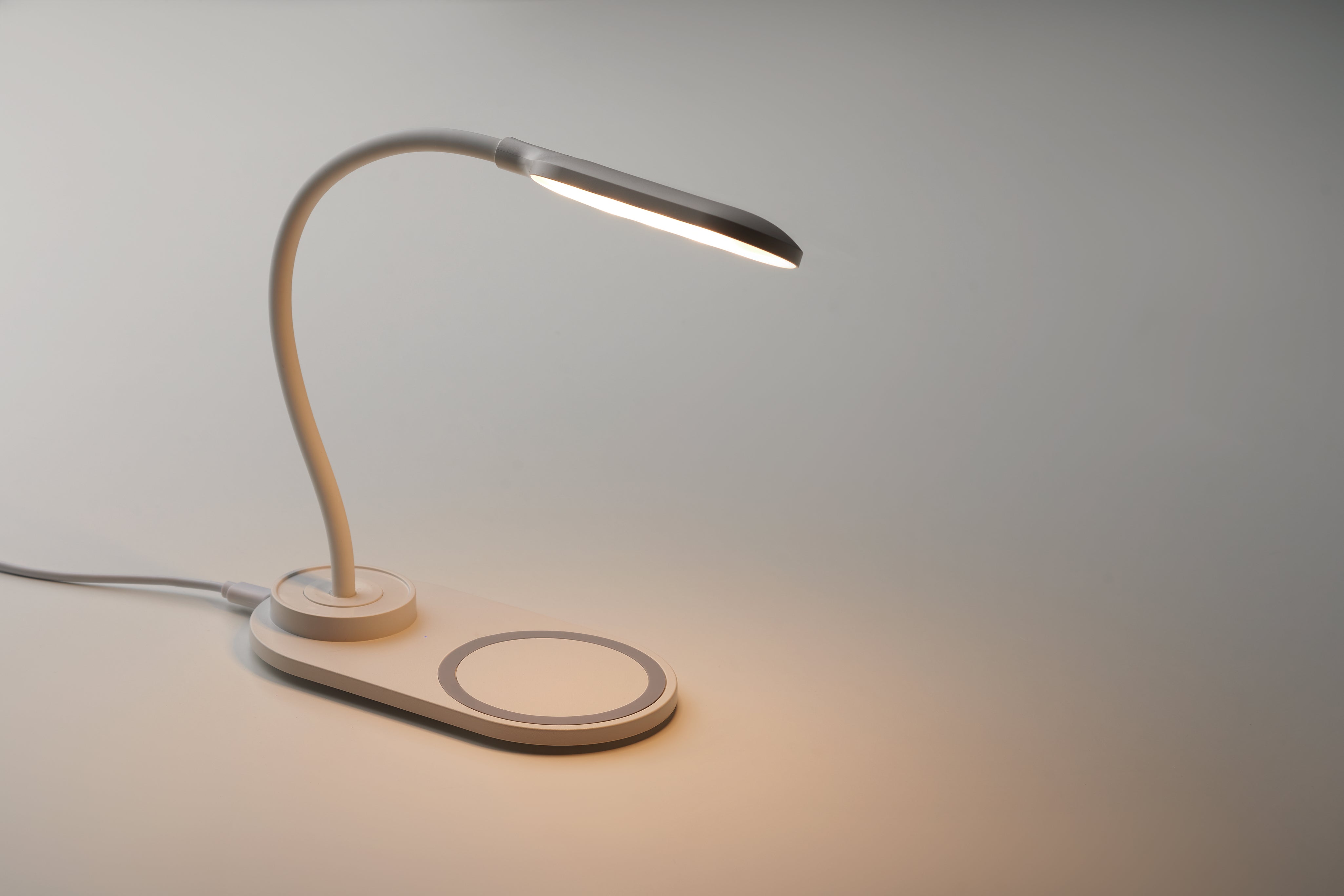Lampka biurkowa/ładowarka 10W SATURN