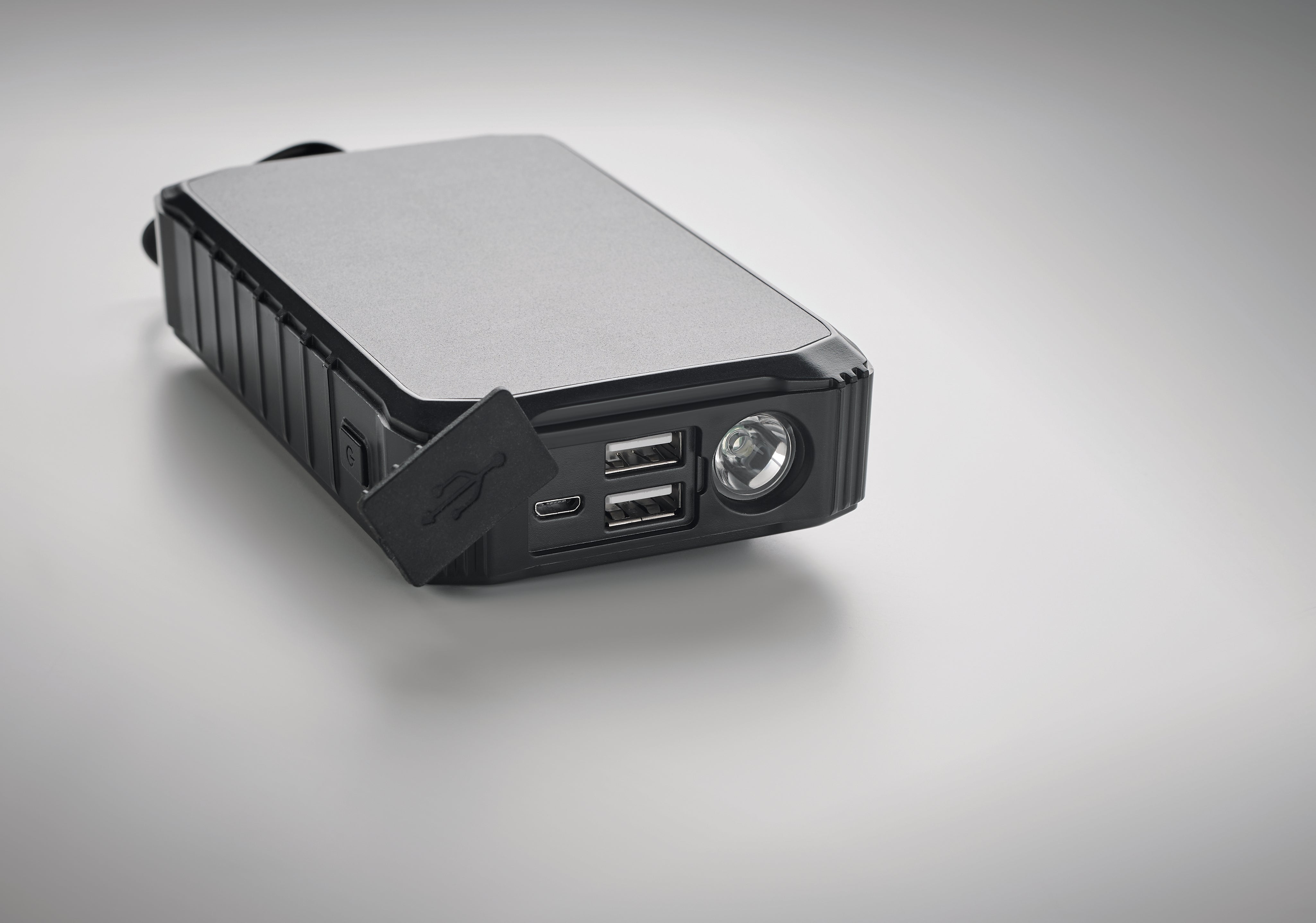 Solarny power bank 8000 mAh DYA