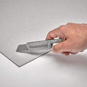 Wysuwany nóż wielofunkcyjny KNIFEPLUS